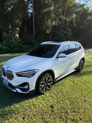 BMW X1 2.0 16V TURBO ACTIVEFLEX SDRIVE20I X-LINE PLUS 4P AUTOMÁTICO BMW X1 2.0 16V TURBO ACTIVEFLEX SDRIVE20I X-LINE PLUS 4P AUTOMÁTICO
